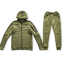 CONJUNTO NK TECH FLEECE -