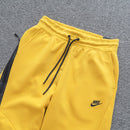 CONJUNTO NK TECH FLEECE -
