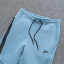 CONJUNTO NK TECH FLEECE -