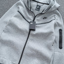 CONJUNTO NK TECH FLEECE -