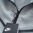 CONJUNTO NK TECH FLEECE -