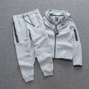 CONJUNTO NK TECH FLEECE -