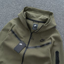 CONJUNTO NK TECH FLEECE -
