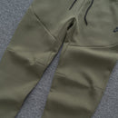 CONJUNTO NK TECH FLEECE -