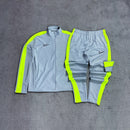 CONJUNTO NK ACADEMY