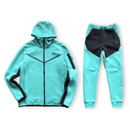 CONJUNTO NK TECH FLEECE -